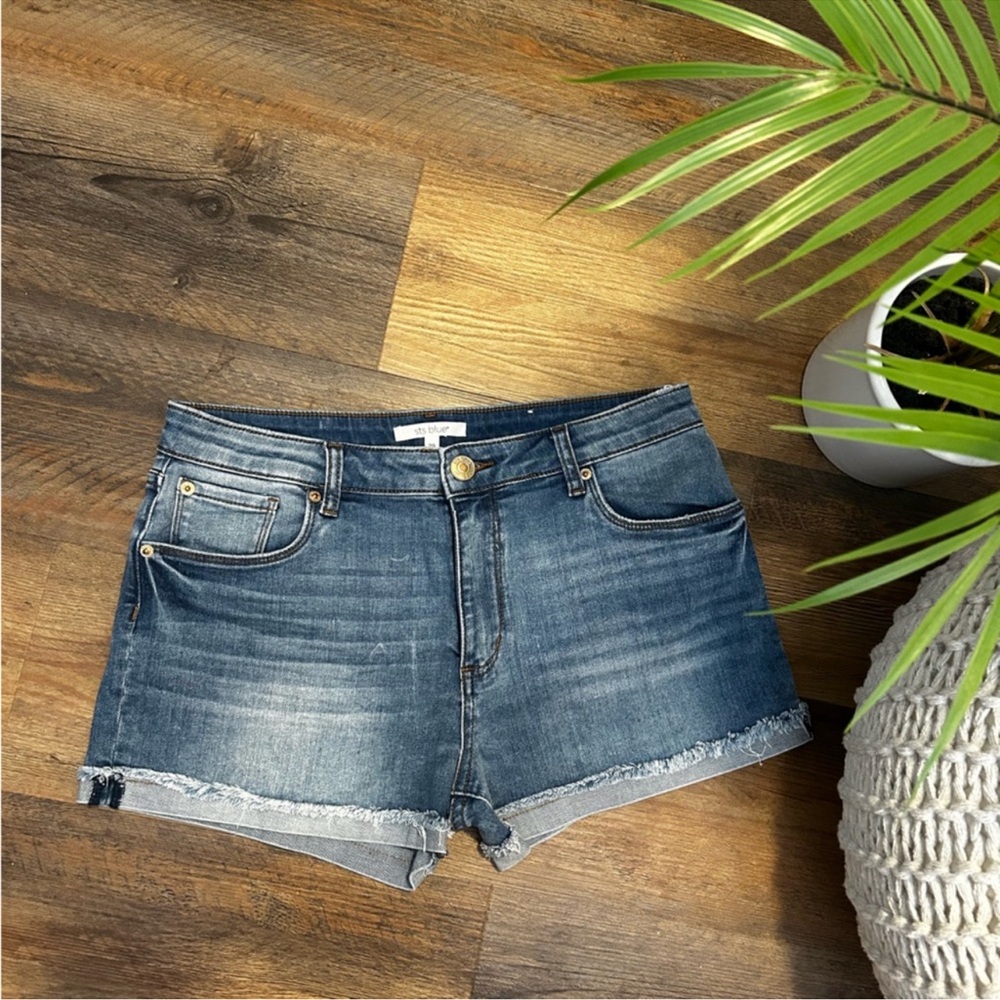 STS Blue Women's Jean Shorts- 34/18